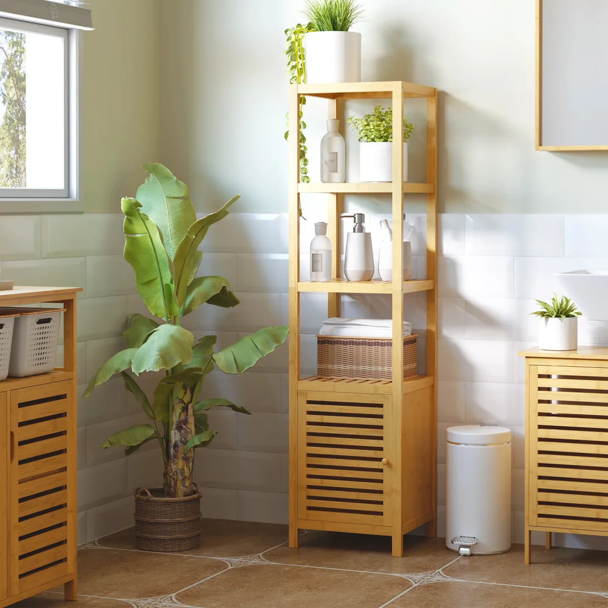 Estantes de bambu para o banheiro Armário alto Livraria Organizador 4 Níveis 1 Porta 36x33x140cm